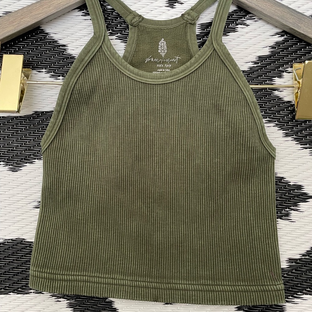Free People Happiness Runs Crop xs/s Moss